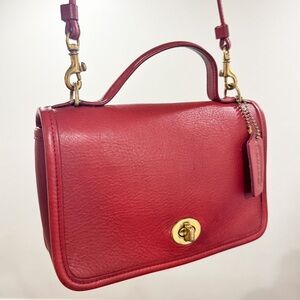 Vintage Coach Casino Red 9924